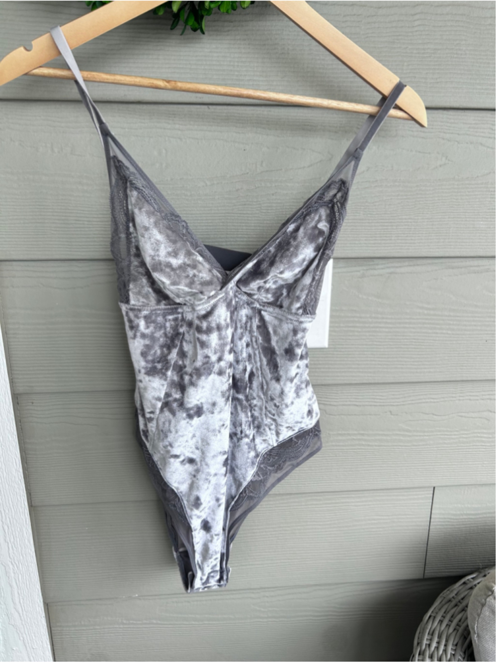 Soma Intimates Velvet Illusion Bodysuit Small GREY SILVER
